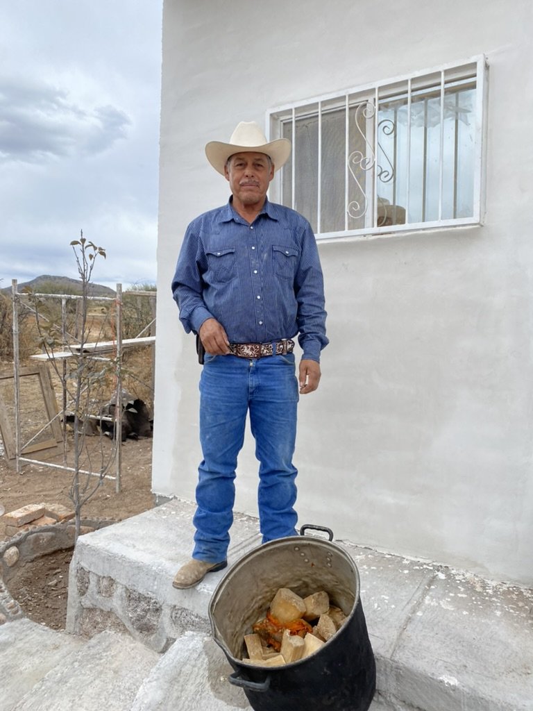 Ramiro creator of the Cenizo - Nombre de Dios mezcal exclusively bottled for the Sin Gusano project
