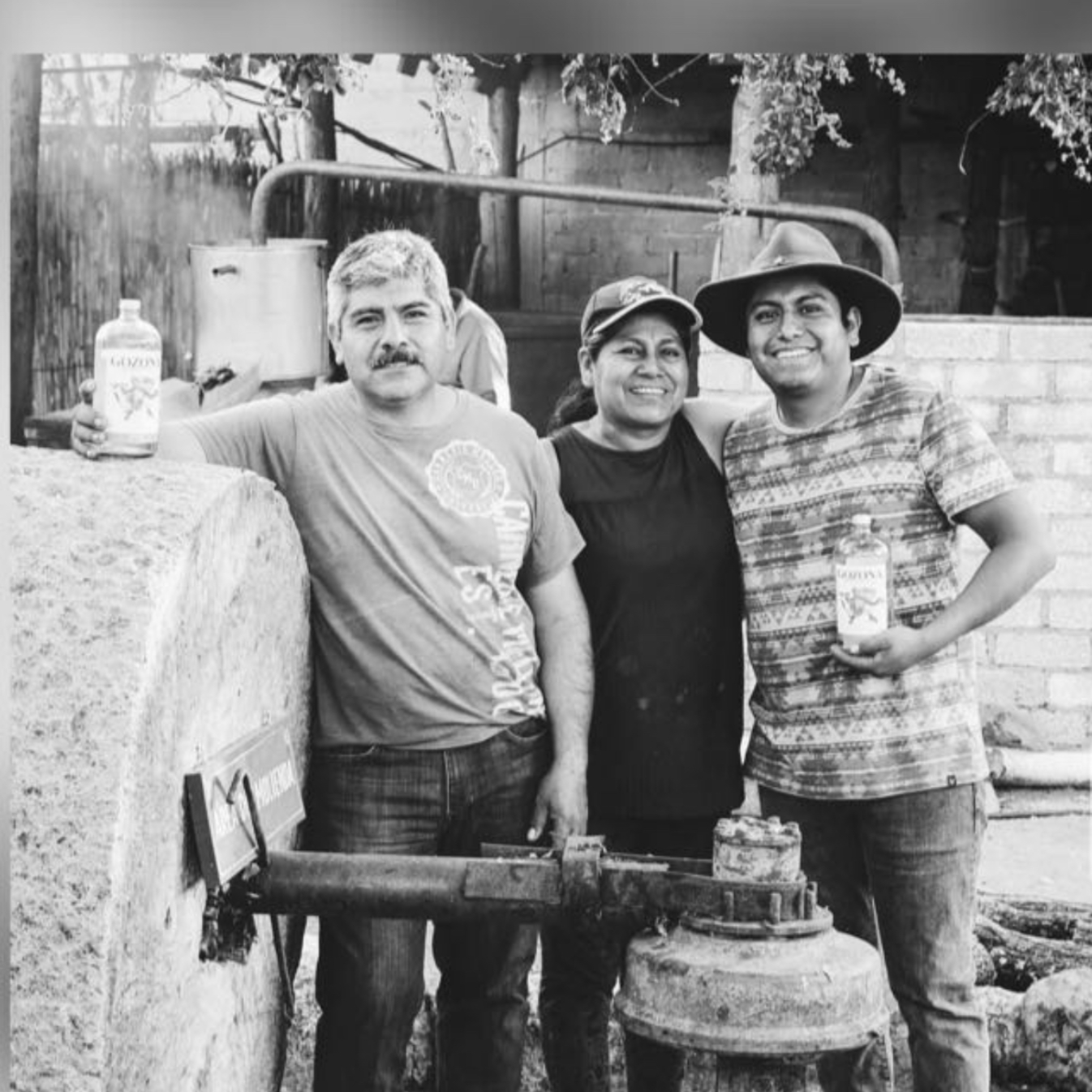 Sergio, Sara and Luis creators of the Pechuga de Mole Negro - Amatengo mezcal