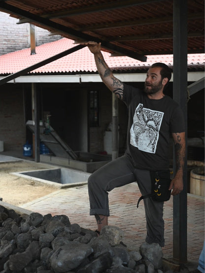 The grey Tepextate t-shirt being modelled exclusively for the Sin Gusano Project