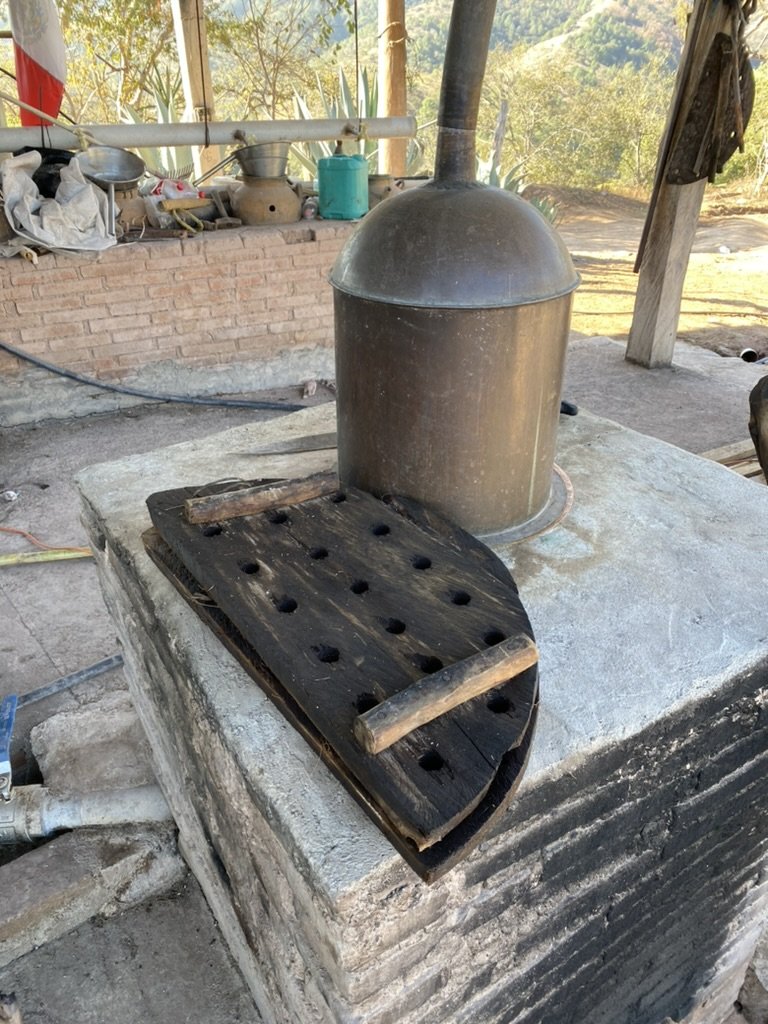 cooking process of the Tobala - Santa Inés Sola Batch: FV-01 Mezcal exclusive to Sin Gusano