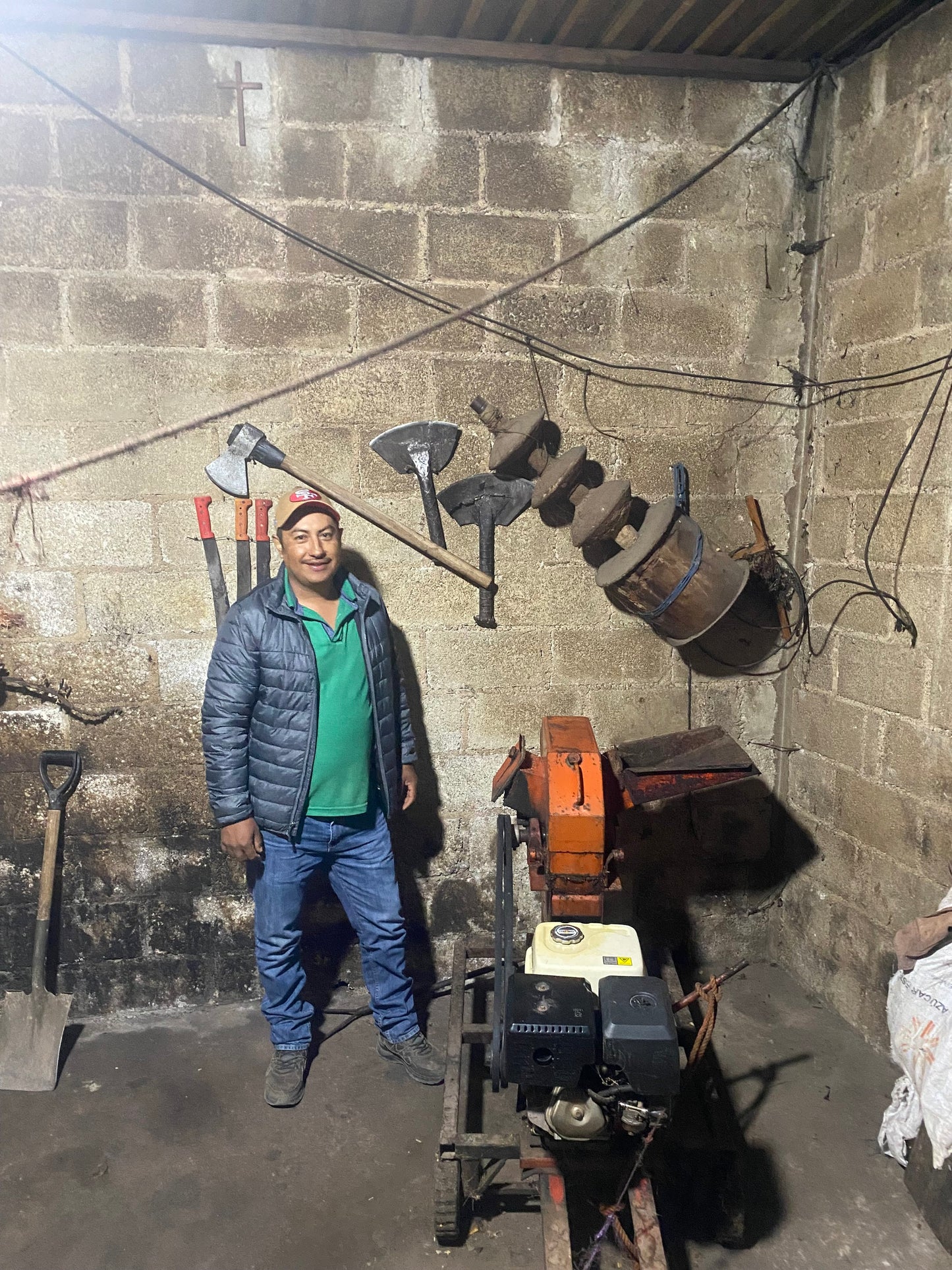 Delfino making the Papalote - Ameyaltepec a limited edition mezcal available exclusively at Sin Gusano
